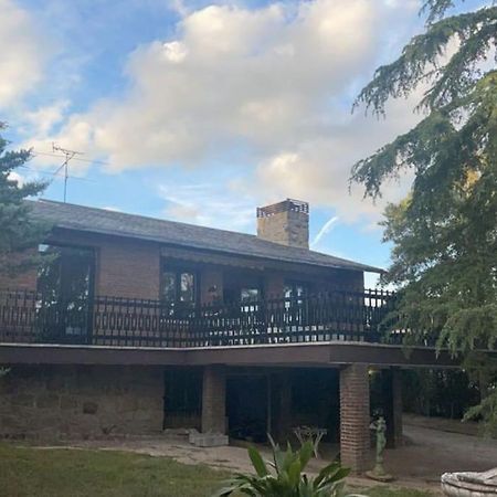 Villa Rana, Con Amplio Jardin, Barbacoa Y Piscina Valdemorillo Exterior foto