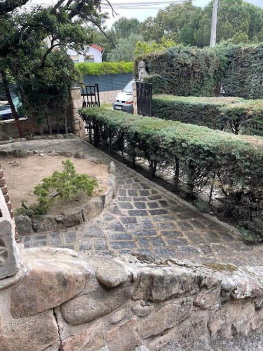 Villa Rana, Con Amplio Jardin, Barbacoa Y Piscina Valdemorillo Exterior foto